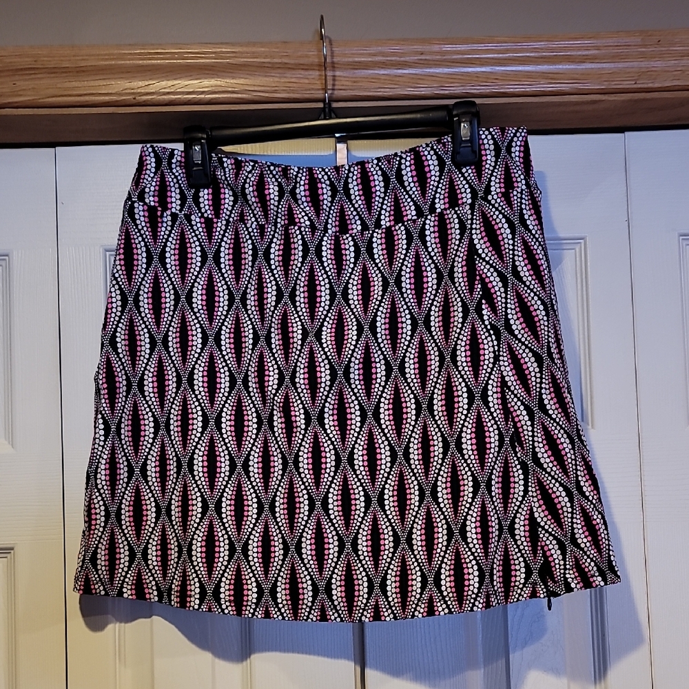 Geometric Patterned Black and Pink Skirt
